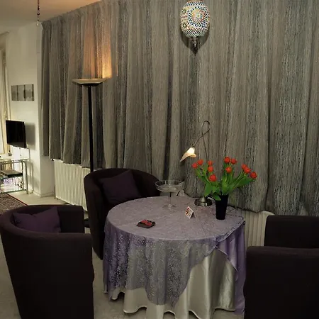 Sam's Place Apartmán *